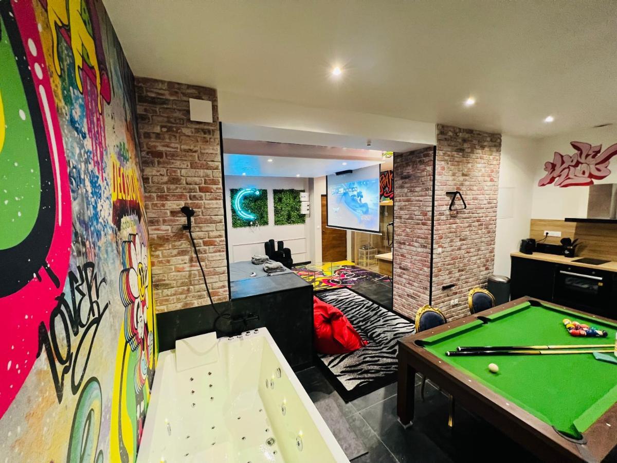 Capsule Street Art - Sauna- Jacuzzi - Playstation 5 - Billard - Netflix - Home Cinema - Terrasse Douai Extérieur photo