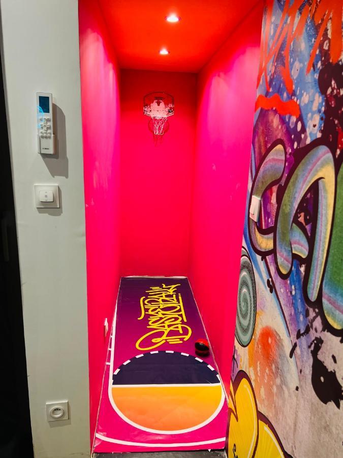 Capsule Street Art - Sauna- Jacuzzi - Playstation 5 - Billard - Netflix - Home Cinema - Terrasse Douai Extérieur photo