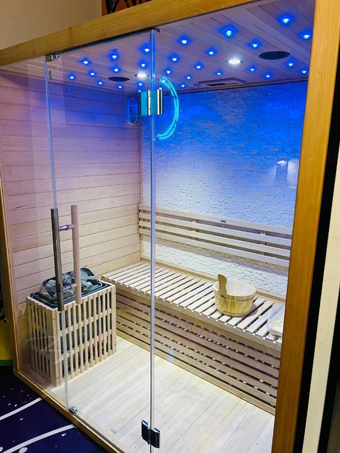 Capsule Street Art - Sauna- Jacuzzi - Playstation 5 - Billard - Netflix - Home Cinema - Terrasse Douai Extérieur photo