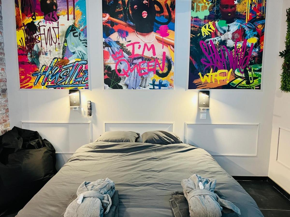 Capsule Street Art - Sauna- Jacuzzi - Playstation 5 - Billard - Netflix - Home Cinema - Terrasse Douai Extérieur photo