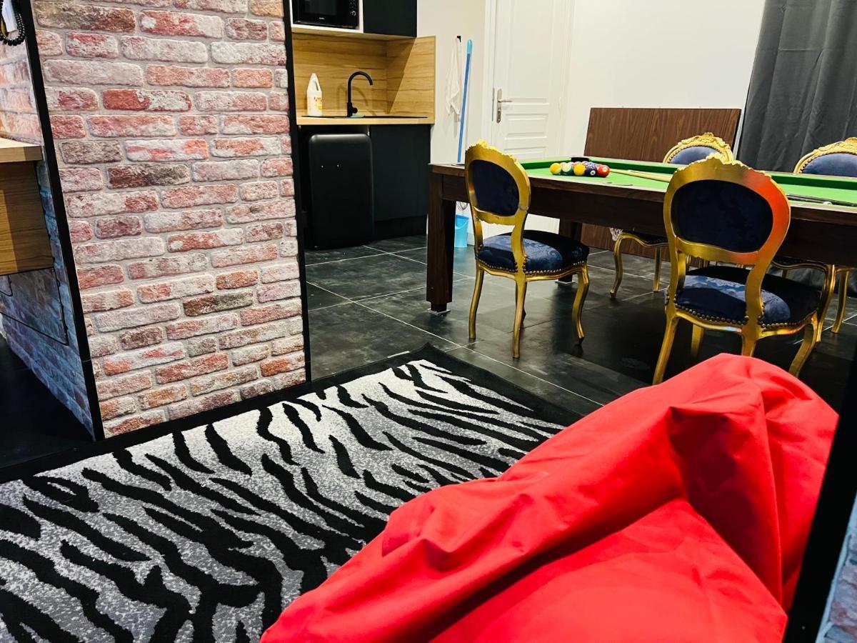 Capsule Street Art - Sauna- Jacuzzi - Playstation 5 - Billard - Netflix - Home Cinema - Terrasse Douai Extérieur photo